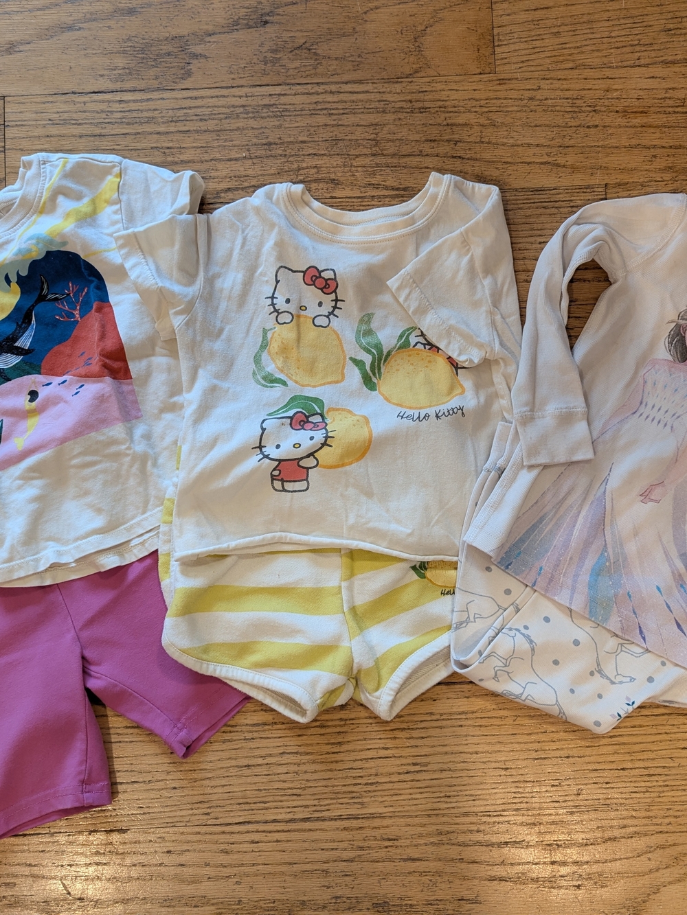 Hello Kitty Yellow & White Lemon Shorts Set